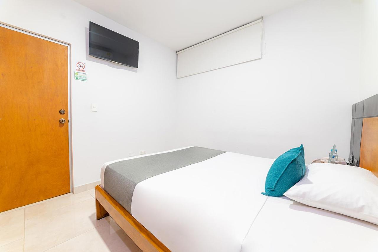 Hotel Ayenda Zhena Cúcuta Esterno foto